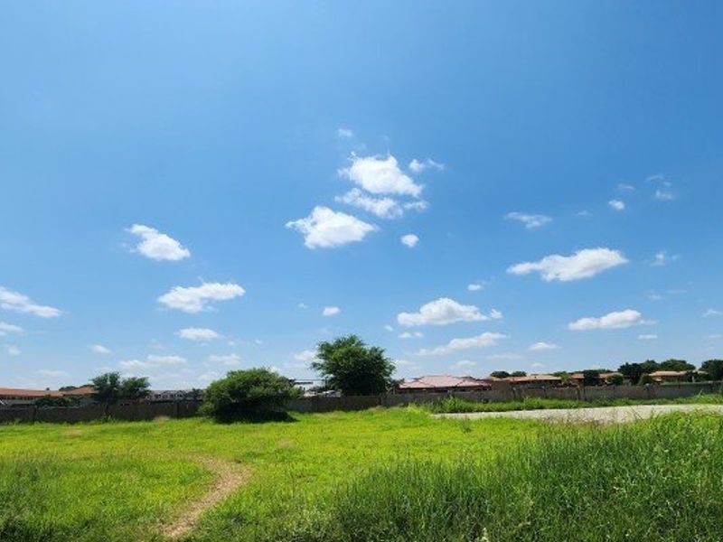 752m2 Vacant Land in Brits - Photo 8
