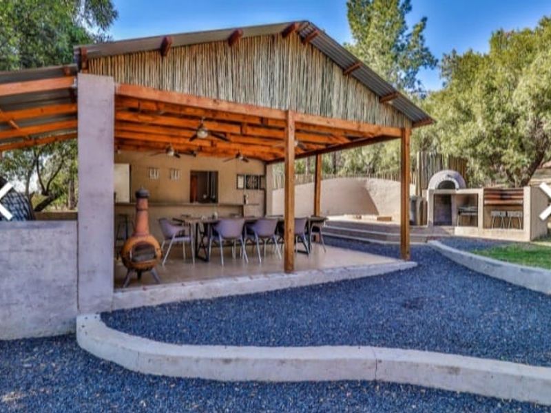 For SALE This 16.58-hectare smallholding in Elandsfontein - Photo 8