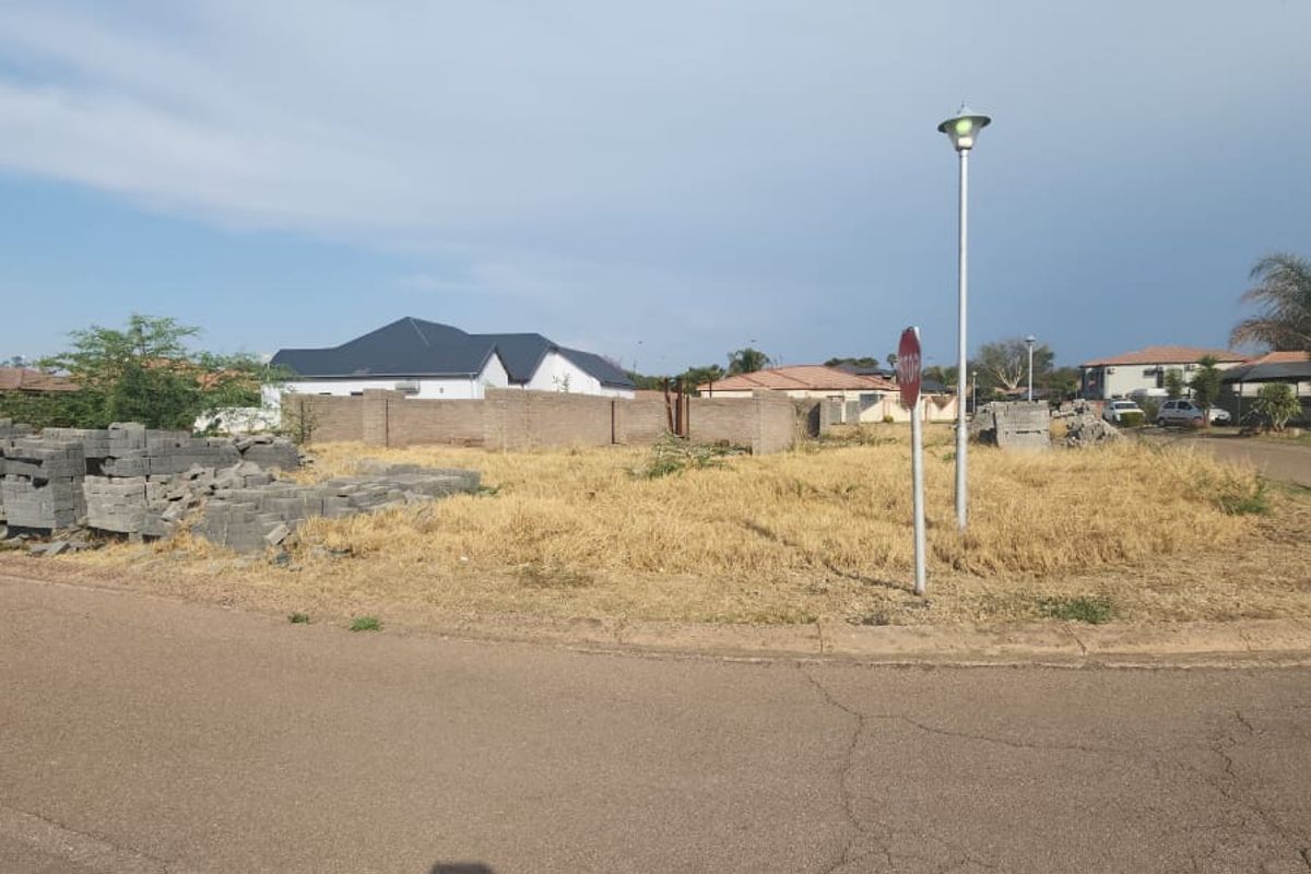 506m2 Vacant Land in Brits - Photo 2