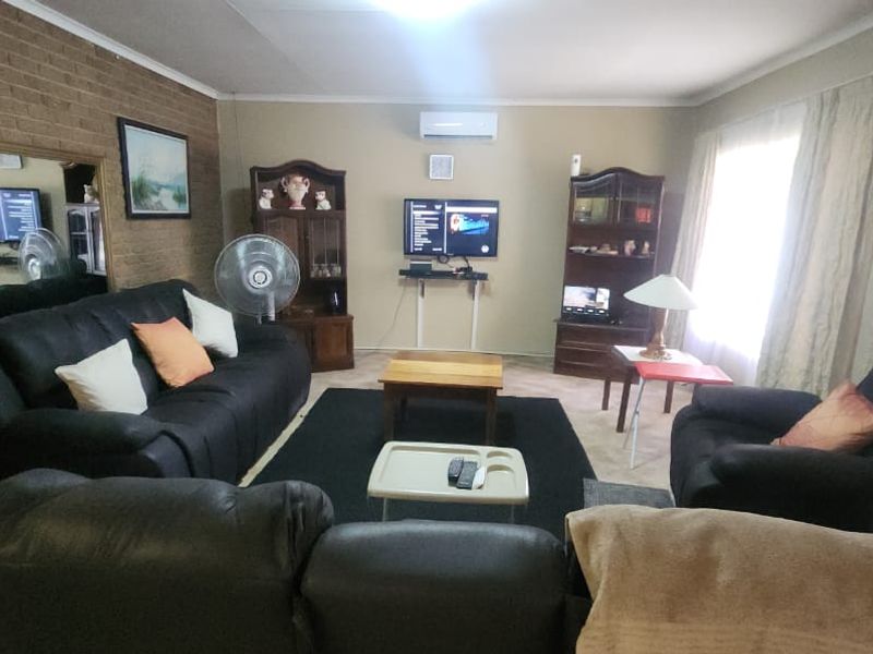 Multi-Home Property in Rustenburg - Photo 2