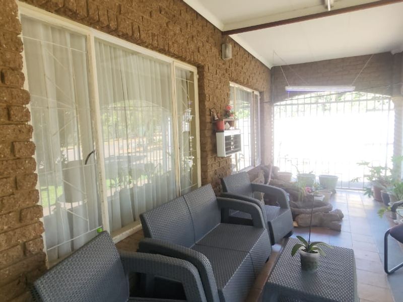 Multi-Home Property in Rustenburg - Photo 8
