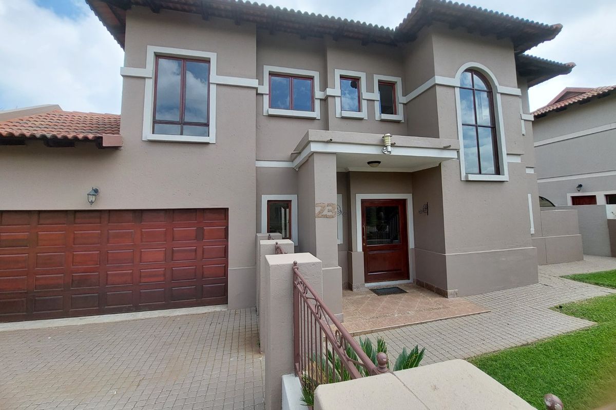 3 Bedroom house for Sale Xanadu  - Photo 2