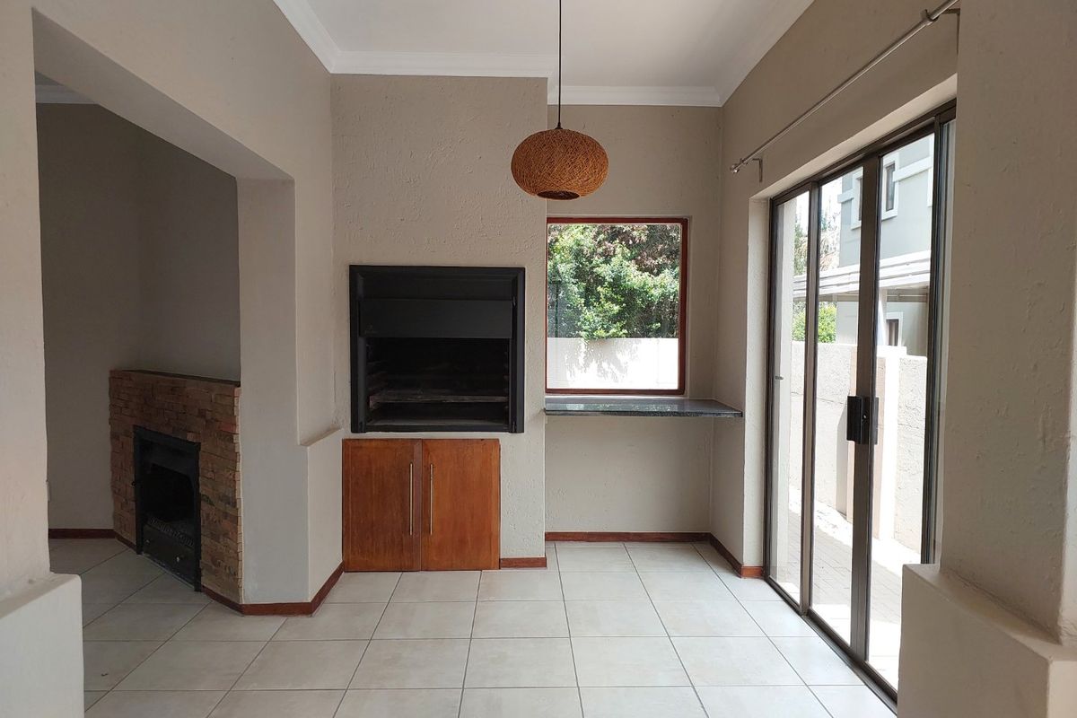3 Bedroom house for Sale Xanadu  - Photo 5