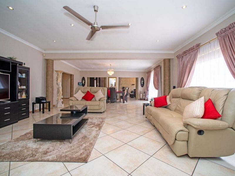 An Amazing Property That You Fall In Love With - Photo 2