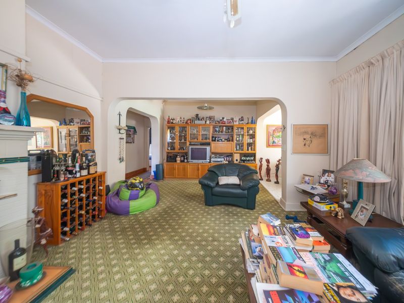 Golden Oldie for the Larger Family - Photo 5