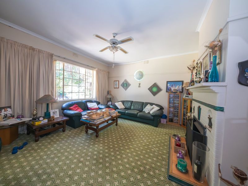 Golden Oldie for the Larger Family - Photo 3