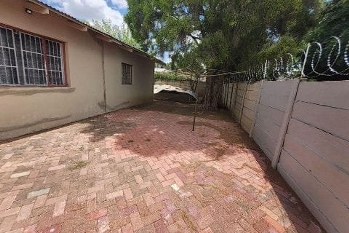 BRANDWAG STUDENT ACCOMMODATION — PRIME UFS LOCATION - Photo 5