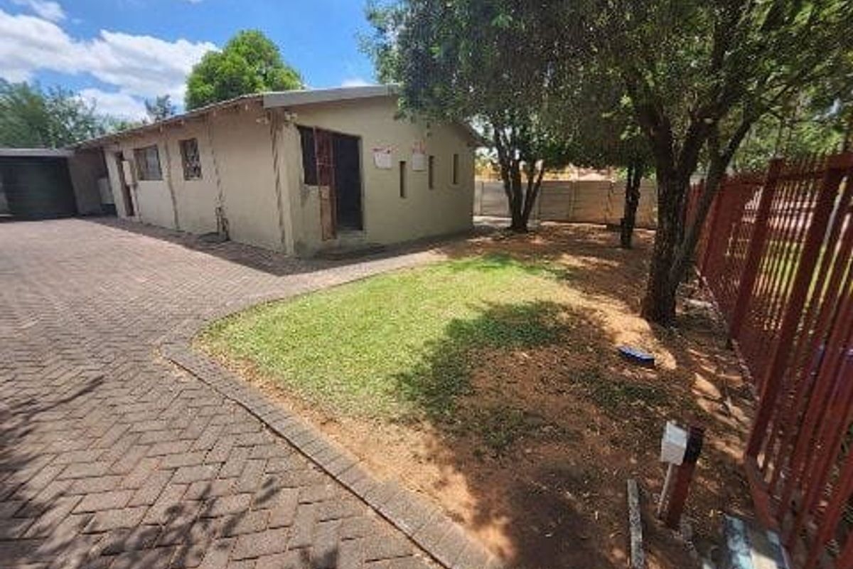 BRANDWAG STUDENT ACCOMMODATION — PRIME UFS LOCATION - Photo 2