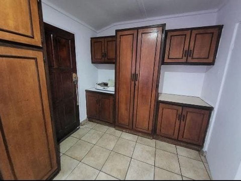 BRANDWAG STUDENT ACCOMMODATION — PRIME UFS LOCATION - Photo 9