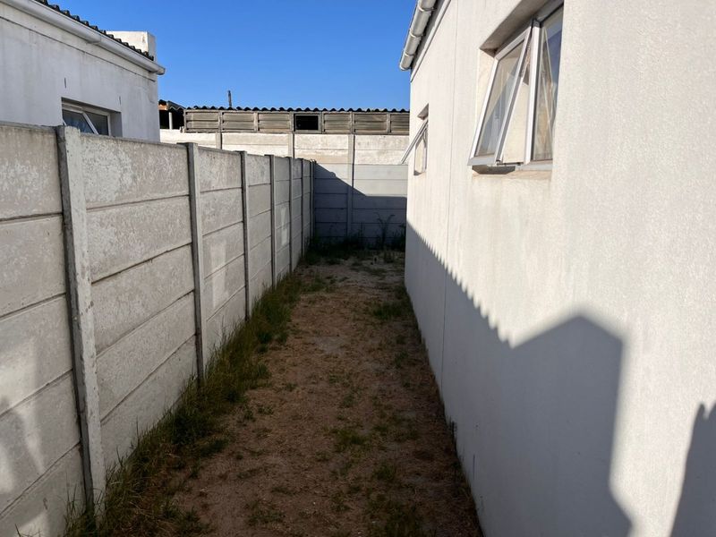 2 bedroom house for sale in Bishop Lavis - Photo 8