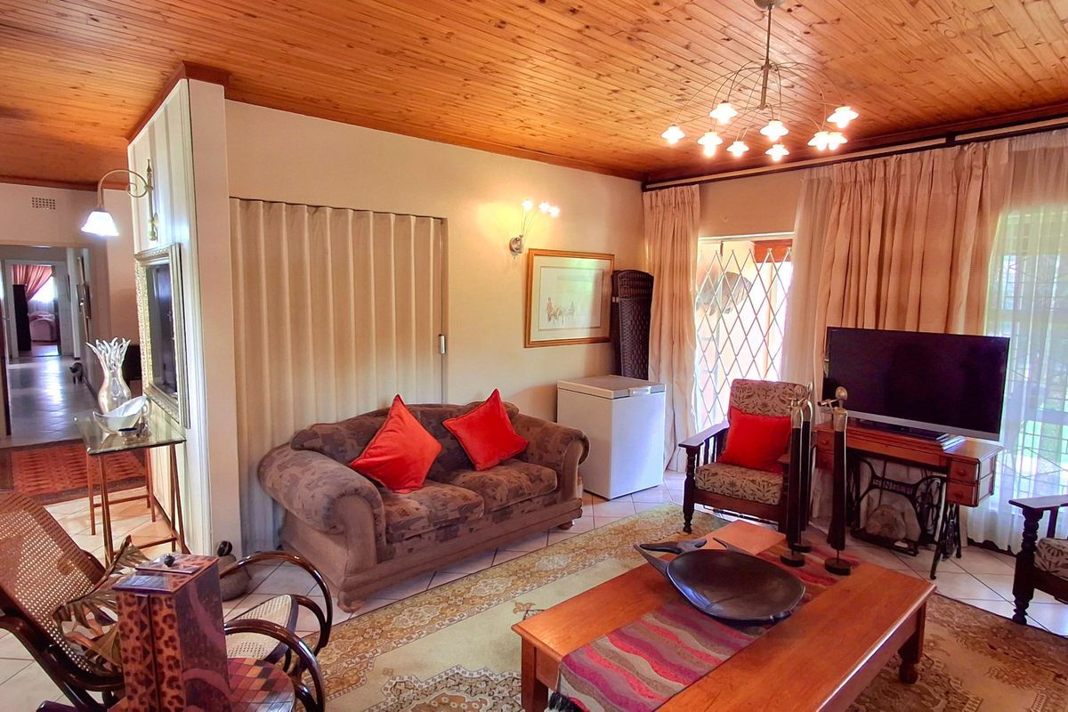 Modern, Well-Kept Family Home for Sale in Sasolburg – With Inverter, Solar Panels & Borehole - Photo 3