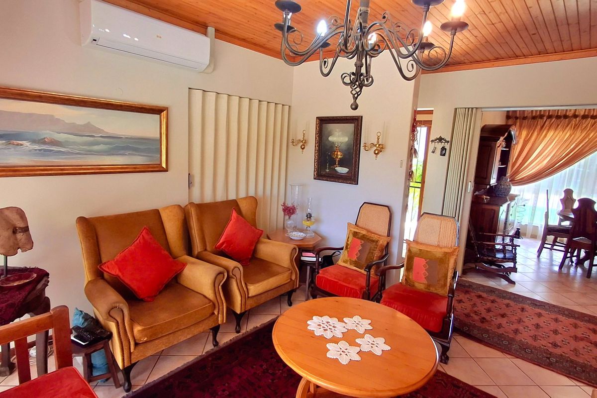 Modern, Well-Kept Family Home for Sale in Sasolburg – With Inverter, Solar Panels & Borehole - Photo 4