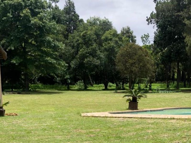 SPACE & COUNTRY CHARM - Photo 3