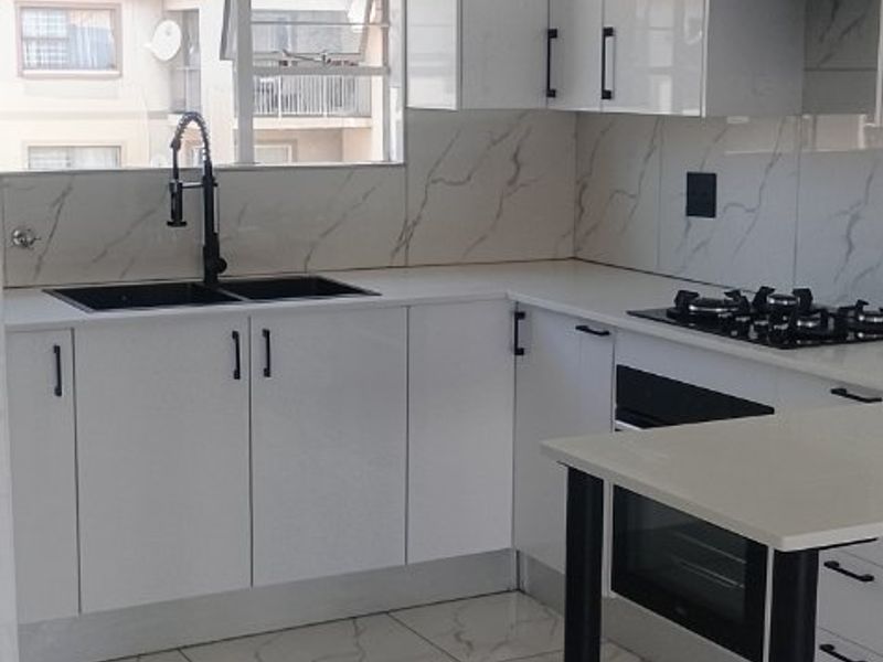 REAL ESTATE SERVICES WELCOMES YOU TO A NEW EXCITING PROPERTY LISTING  - Photo 4