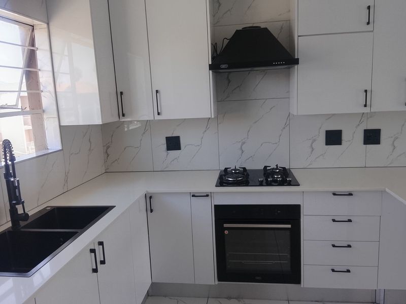 REAL ESTATE SERVICES WELCOMES YOU TO A NEW EXCITING PROPERTY LISTING  - Photo 2