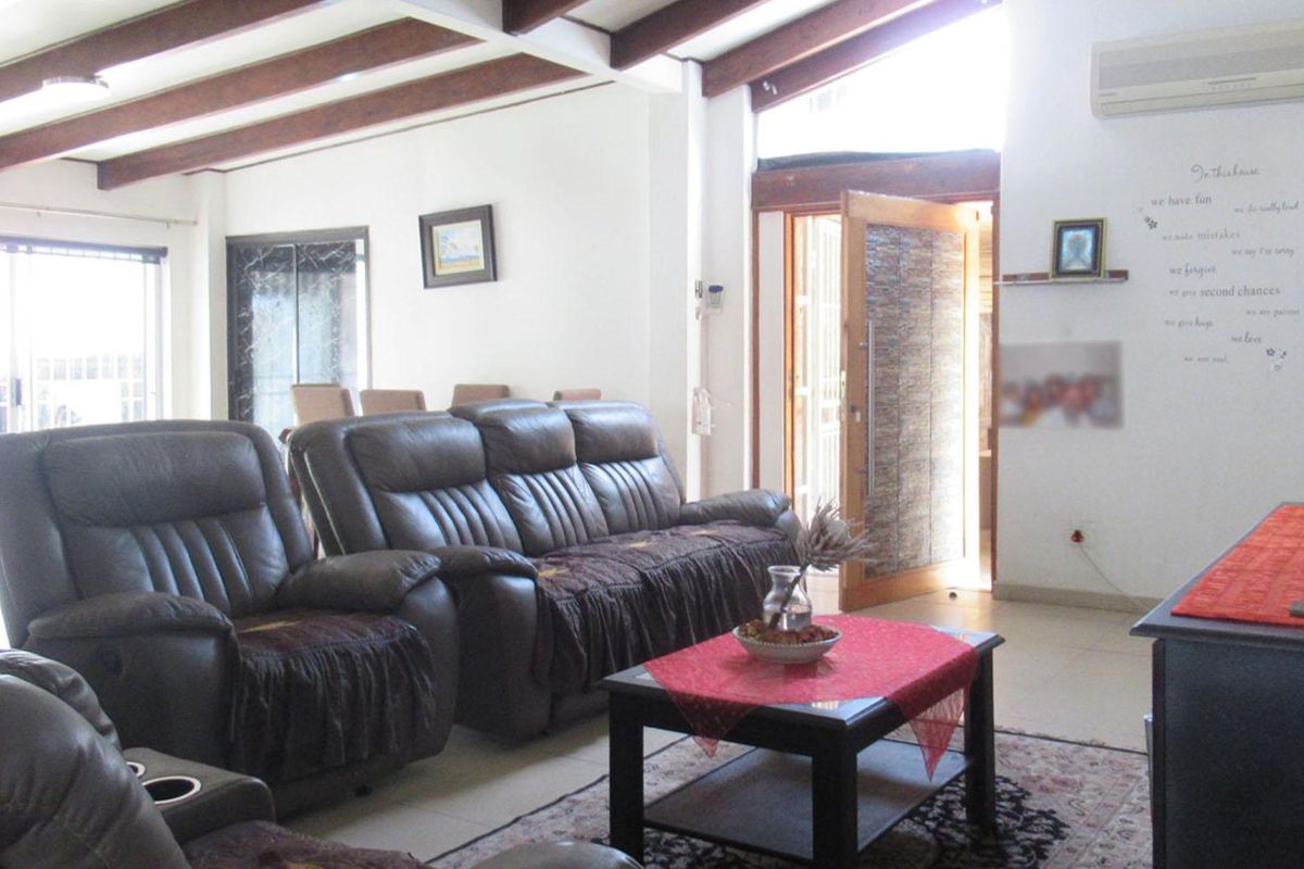 3 Bedroom House for Sale in Randpark - Photo 5