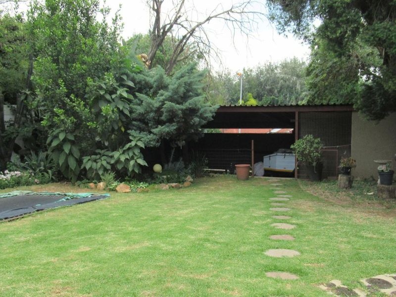 3 Bedroom House for Sale in Randpark - Photo 2