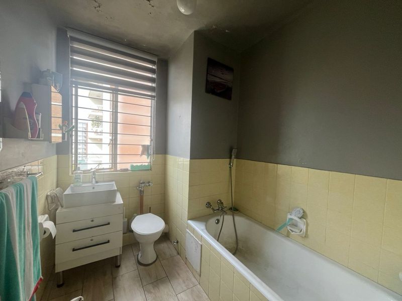 FOR SALE 3 BEDROOMS 2 BATHROOM APARTMENT - Photo 10