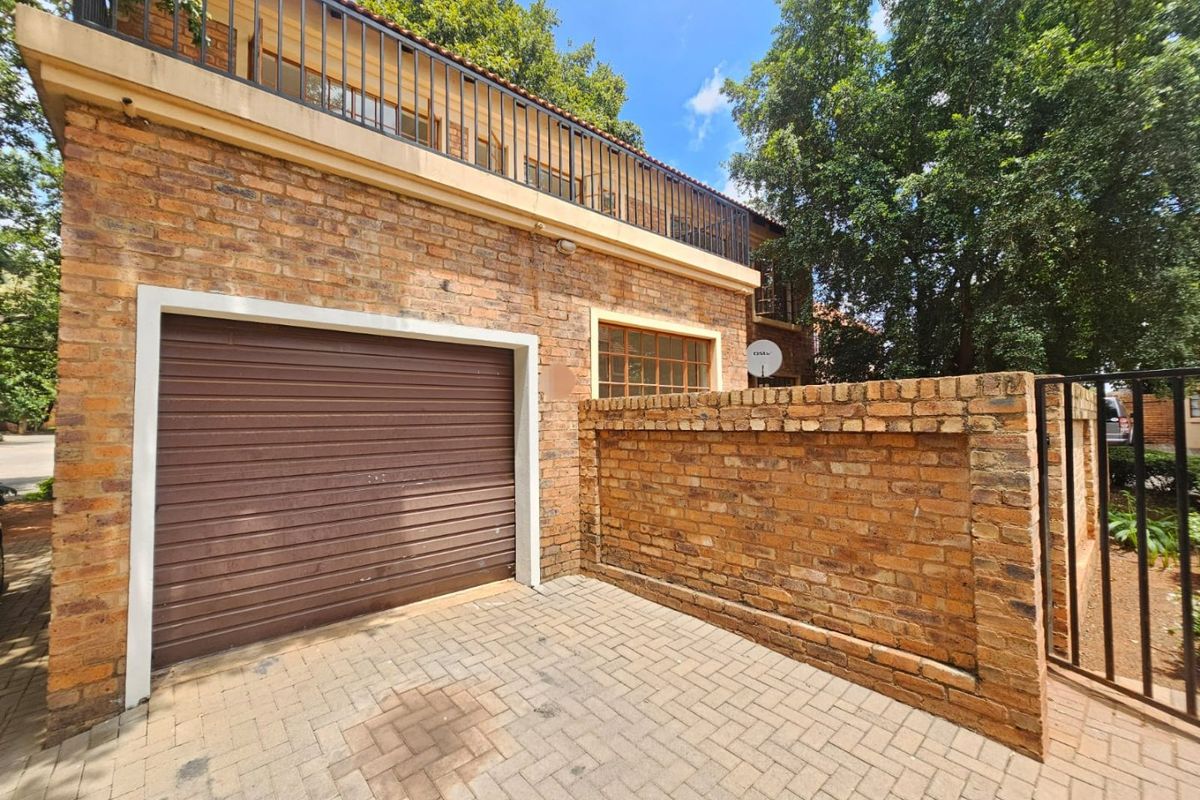 A Lovely 3 bedroom 2 bathroom townhouse for sale in Amandasig  - Photo 4