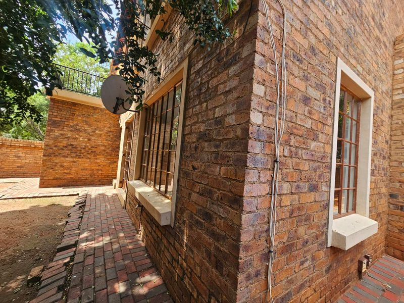 A Lovely 3 bedroom 2 bathroom townhouse for sale in Amandasig  - Photo 10