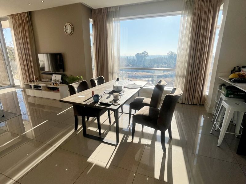 Fully Furnished 2 Bedroom Apartment  - Photo 4