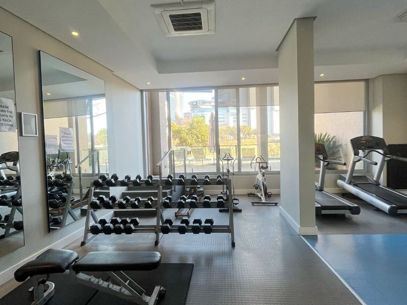 Fully Furnished 2 Bedroom Apartment  - Photo 7