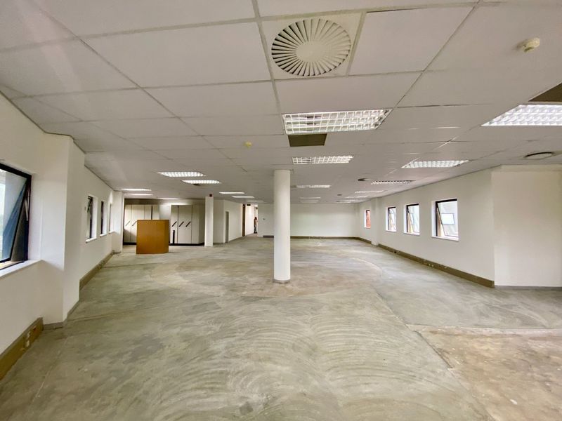 A-Grade Office Space To Let In Woodmead - Photo 9