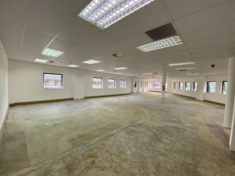 A-Grade Office Space To Let In Woodmead - Photo 7