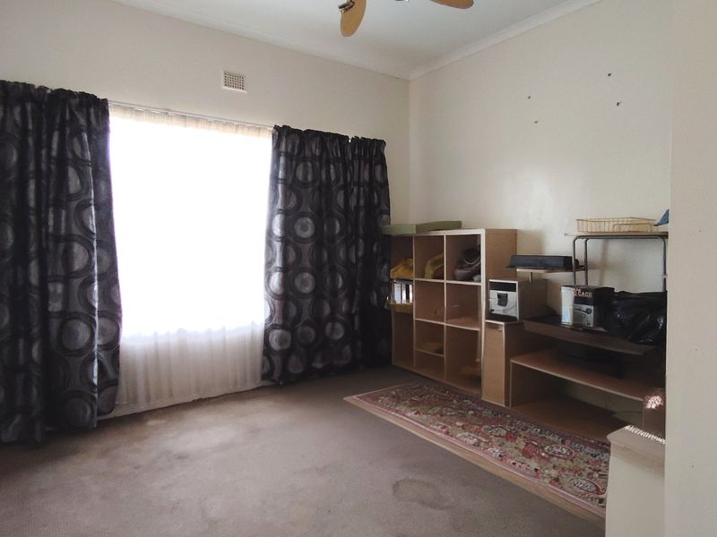 Investment Opportunity on Expansive Stand in Mooilande - Photo 9