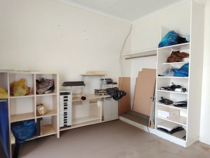 Investment Opportunity on Expansive Stand in Mooilande - Photo 10