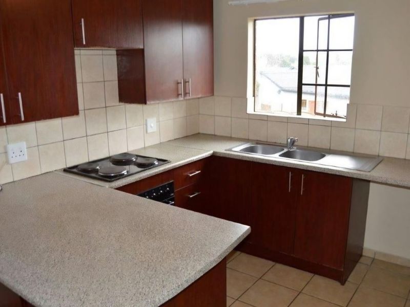 Own the Address Everyone Desires   - Photo 3