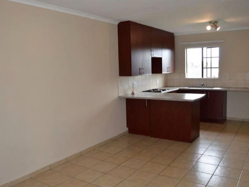 Own the Address Everyone Desires   - Photo 7