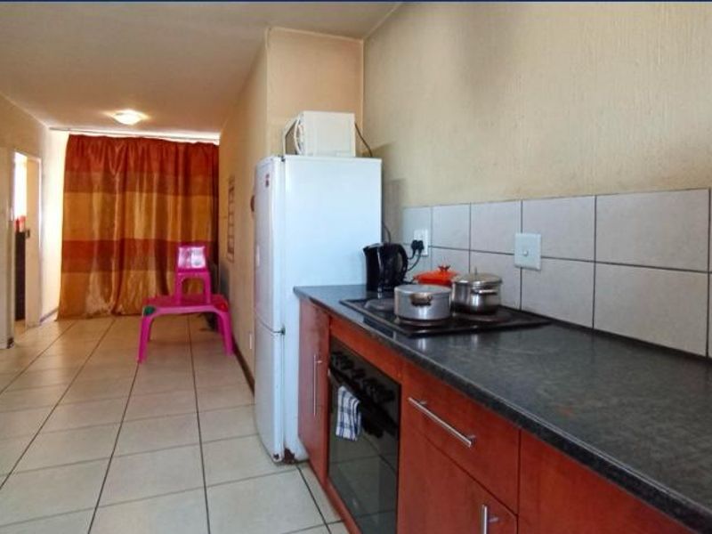 Book a viewing with me today! - Photo 2