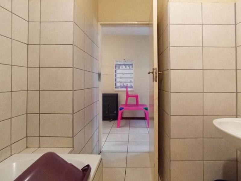 Book a viewing with me today! - Photo 10