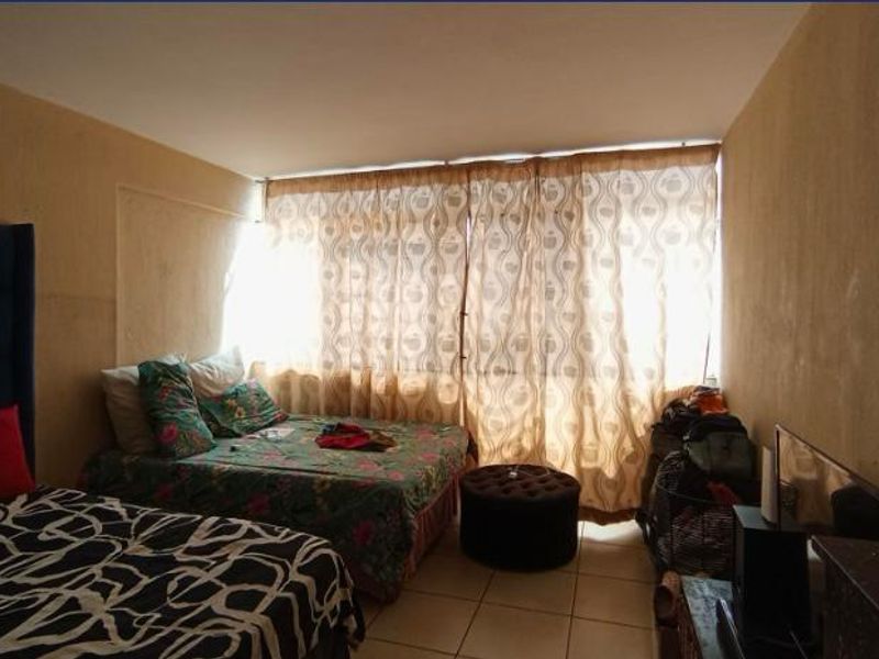 Book a viewing with me today! - Photo 8