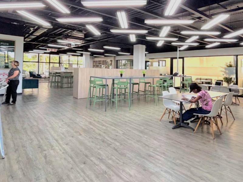 Menlyn Maine - Prime EXECUTIVE Office Space – Pretoria  - Photo 9