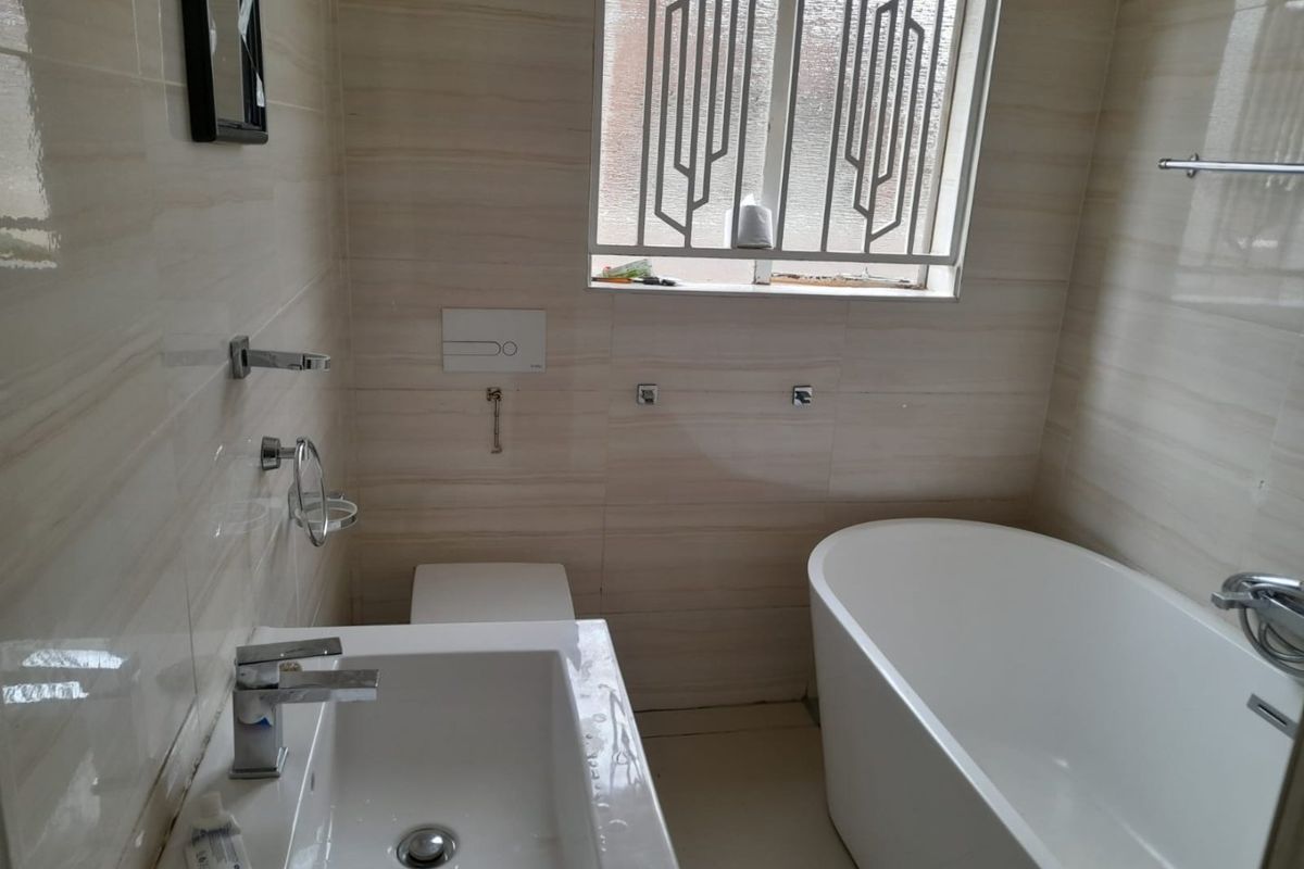 Danville 4 Bed Neat Family Home  - Photo 3