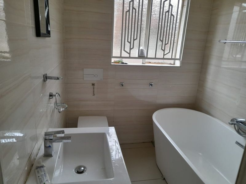 Danville 4 Bed Neat Family Home  - Photo 3