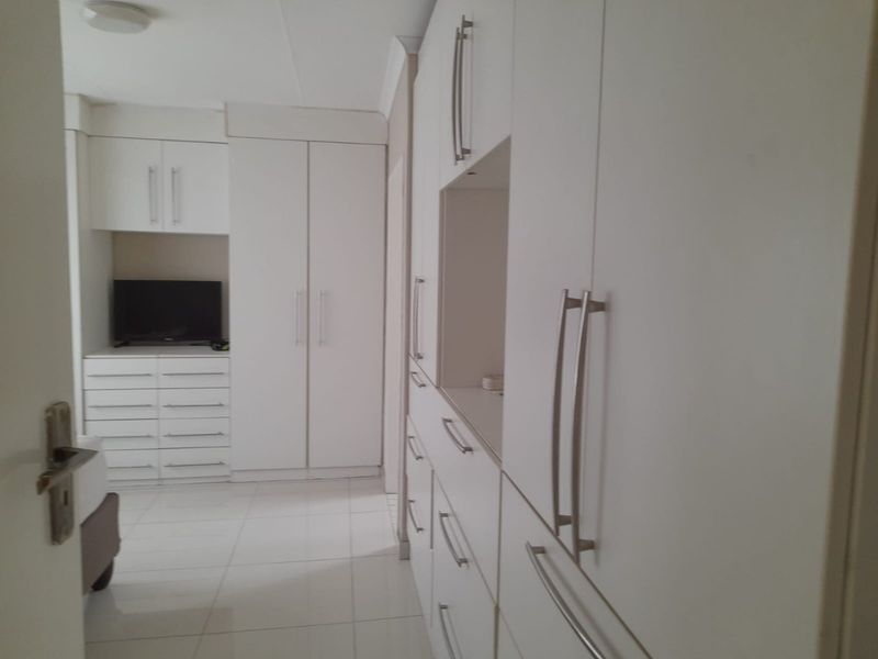 Danville 4 Bed Neat Family Home  - Photo 9