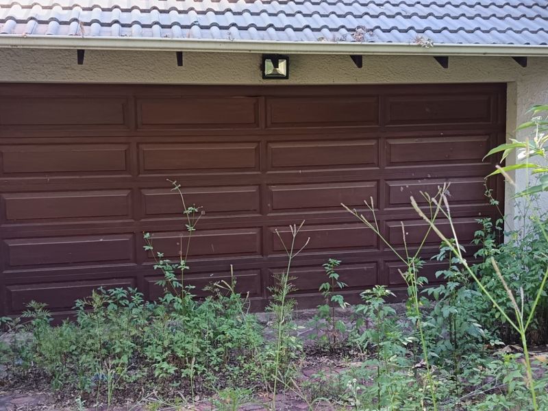 4-Bedroom Family Home / srand  alone – Vorna Valley – R1 500 000 - Photo 5