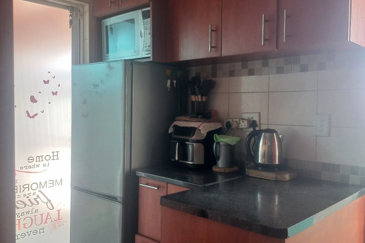 Beautiful 2 bedroom family home, Close to all amenities. - Photo 4