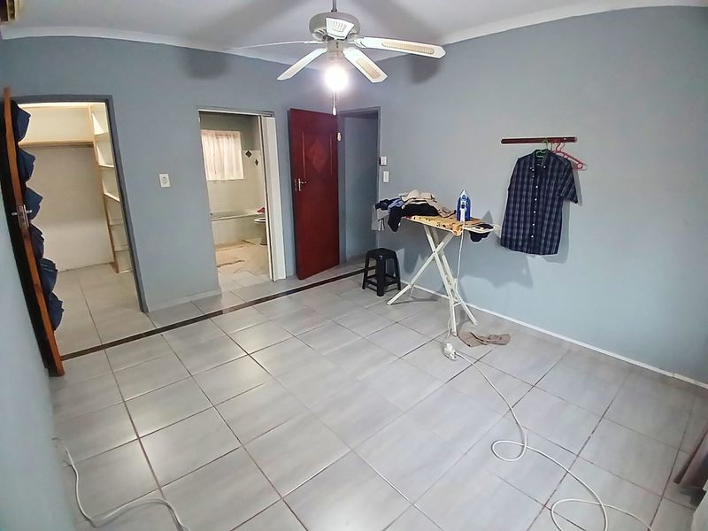 Modern 3-Bedroom Family Home For Sale – Chantelle - Photo 9