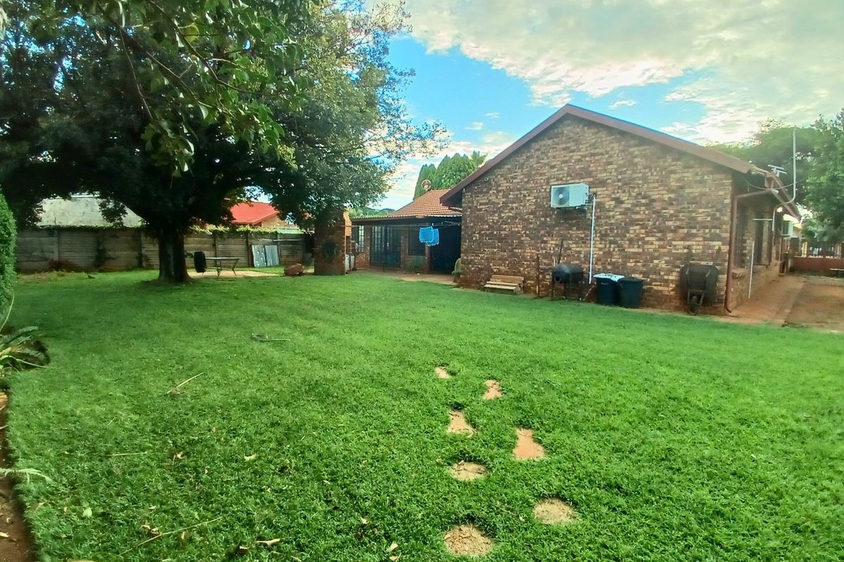 Modern 3-Bedroom Family Home For Sale – Chantelle - Photo 5