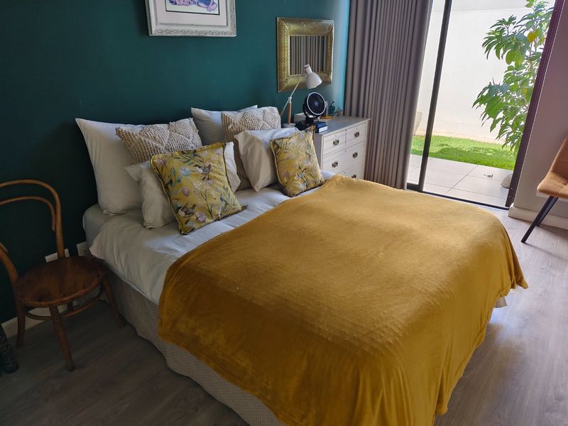 Modern three bedroom at the La Petite boutique gated estate close to prominent schools in Wellington  - Photo 7