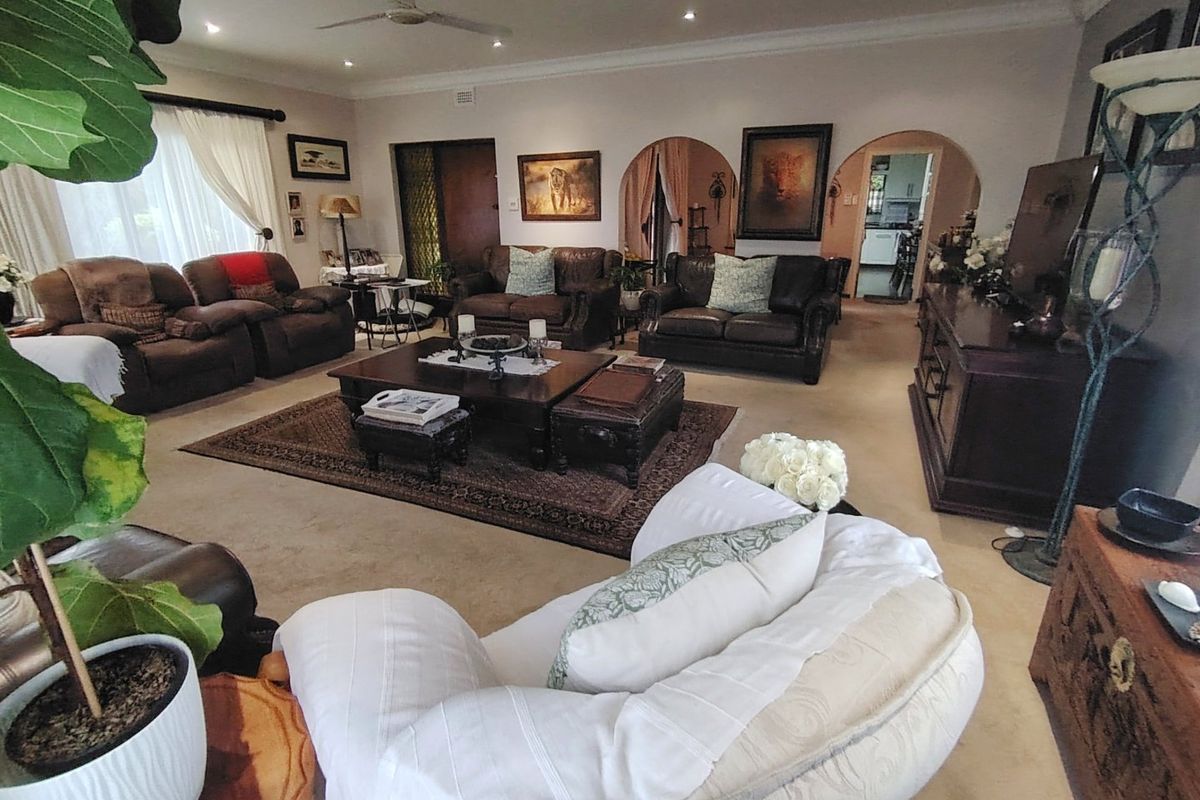 Family home that ticks all the boxes - move in ready.  - Photo 3