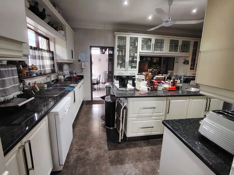 Family home that ticks all the boxes - move in ready.  - Photo 9