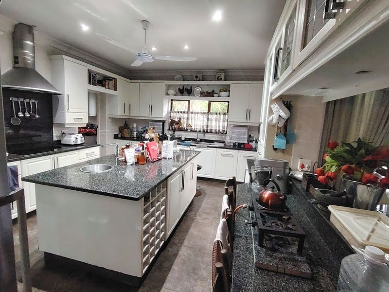 Family home that ticks all the boxes - move in ready.  - Photo 6