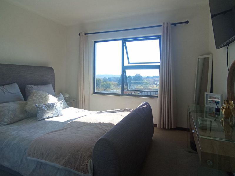 Modern 2-Bedroom Apartment for Sale in West End, Carlswald - Photo 10