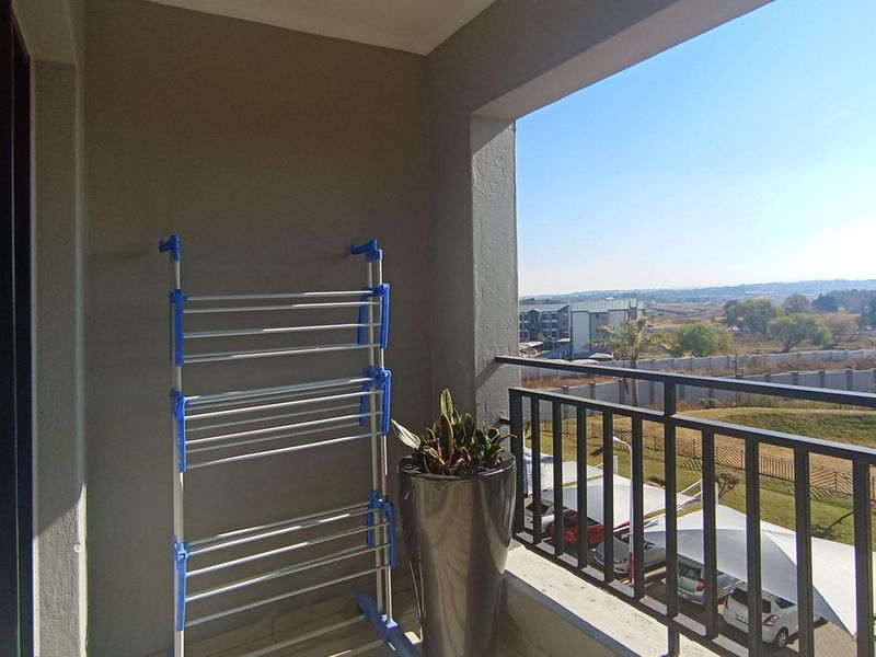 Modern 2-Bedroom Apartment for Sale in West End, Carlswald - Photo 9