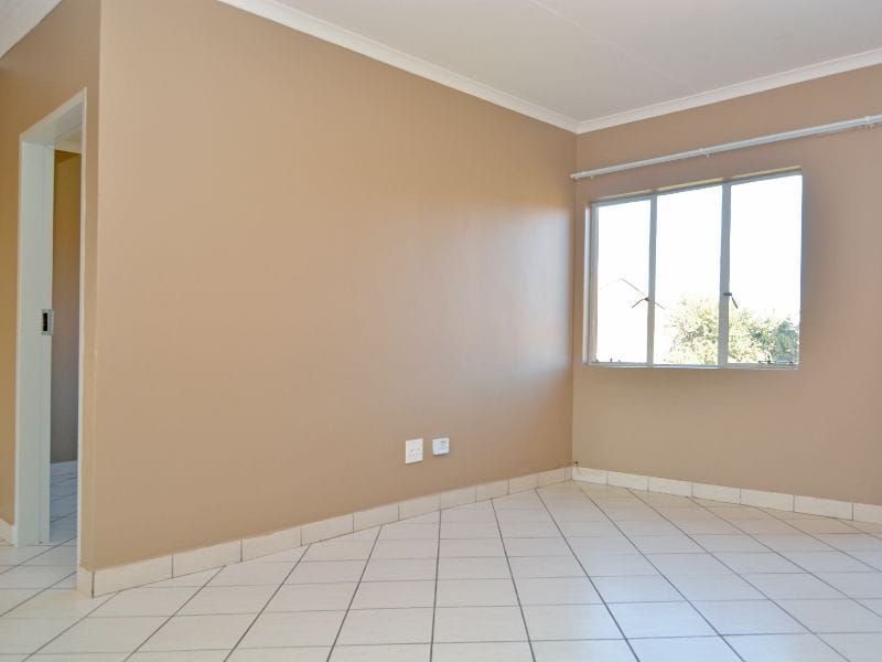 Goldfields Complex – Modern 2-Bedroom Apartments in Protea Glen - Photo 6